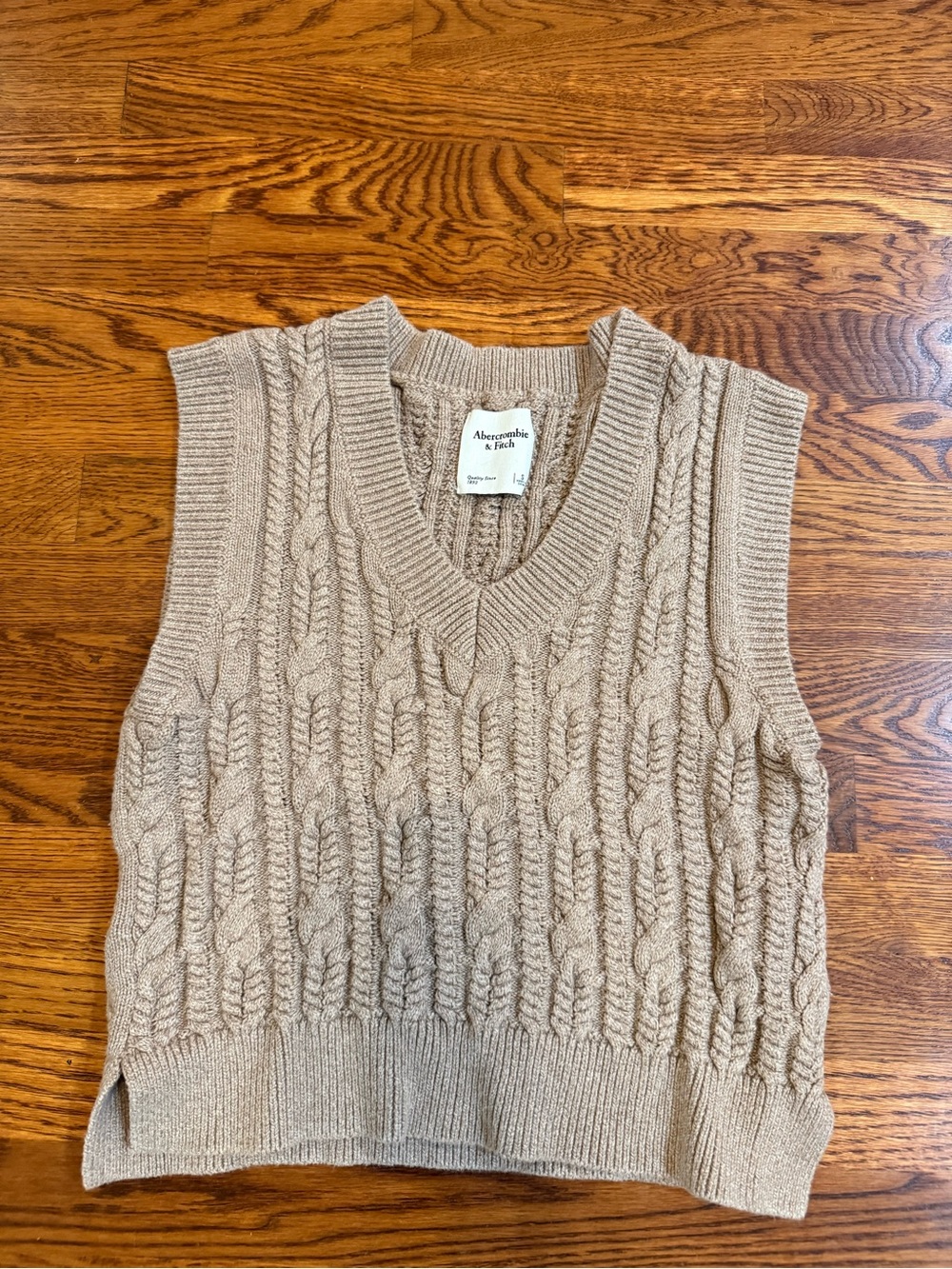 Abercrombie Fitch Brown Cable Knit V-Neck Women’s Small Sweater Vest
